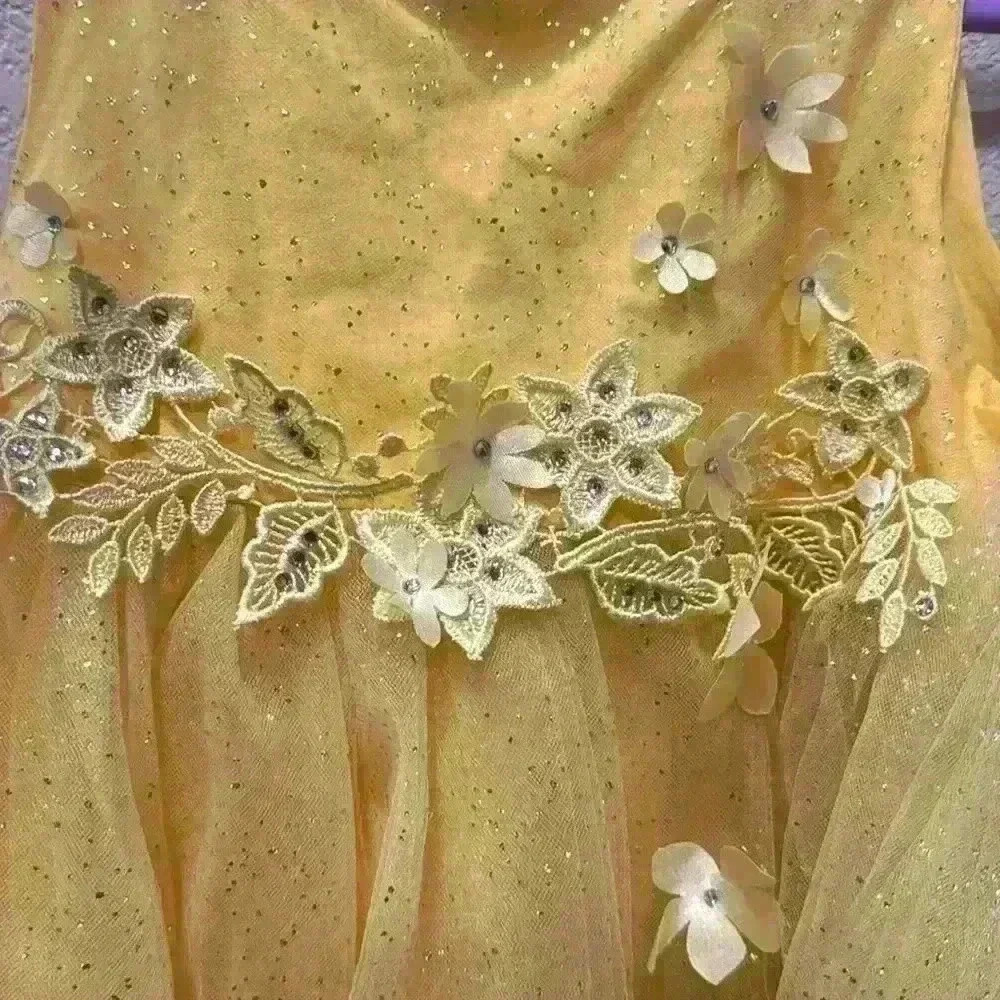 Infant Dress- 1 year old - Picture 2 of 8